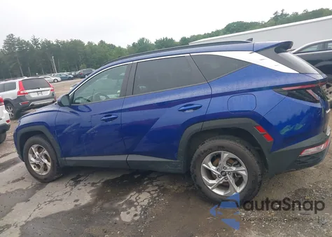 2022 Hyundai Tucson Sel z USA, uszkodzony, nr VIN 5NMJBCAE5NH070630